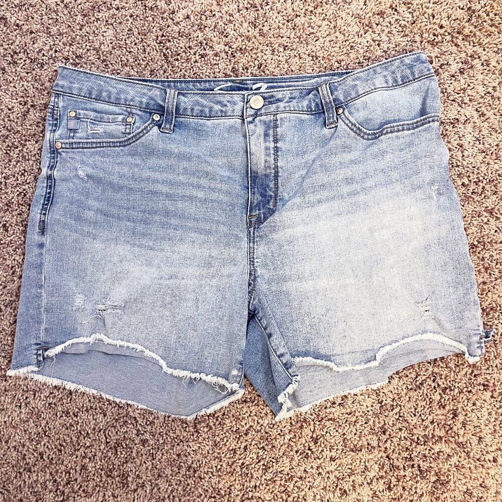 Seven7 Distressed Cutoff Denim Shorts Light Wash Raw Hem Size 16